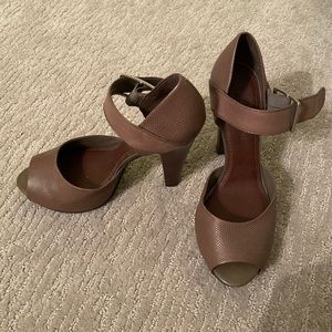 Gianni Bini Brown Pebble Leather Strappy Heels